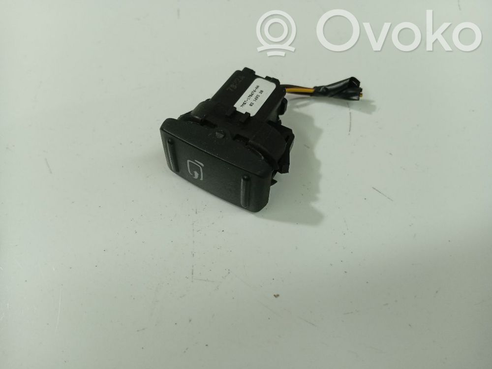 Ford C-MAX I Wing mirror switch 