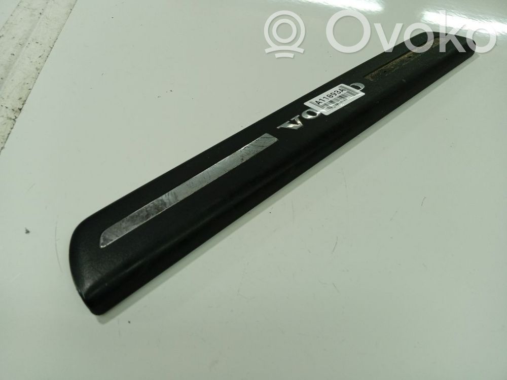 Volvo V50 Copertura del rivestimento del sottoporta posteriore