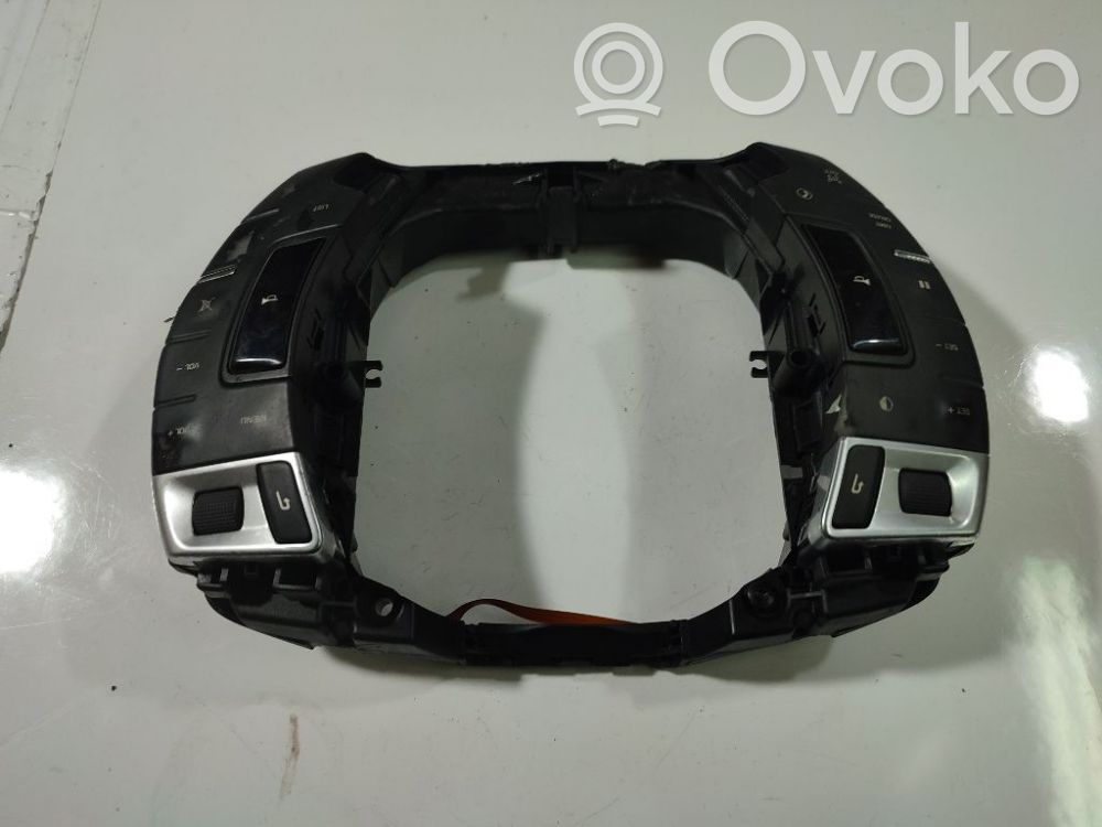Citroen C5 Butoane/comutatoare pe volan 