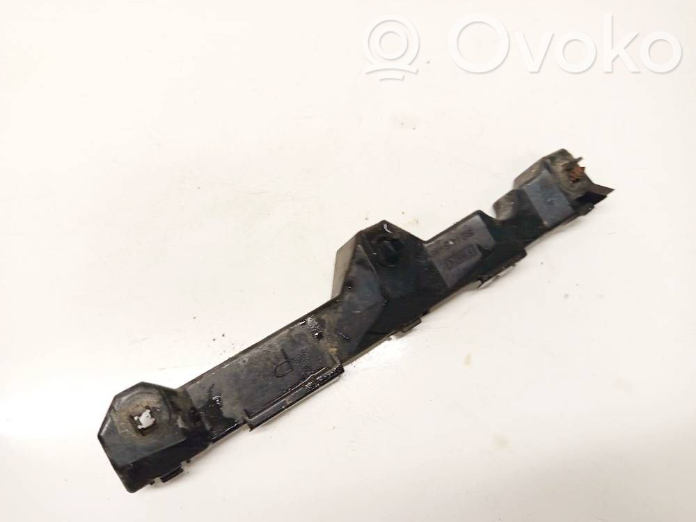 Lexus RX 300 Soporte del parachoques delantero 
