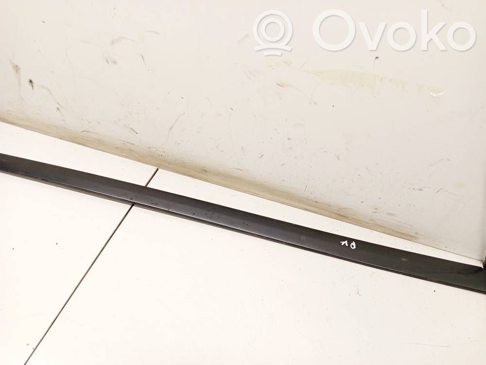Lexus RX 300 Rivestimento della portiera anteriore (modanatura)