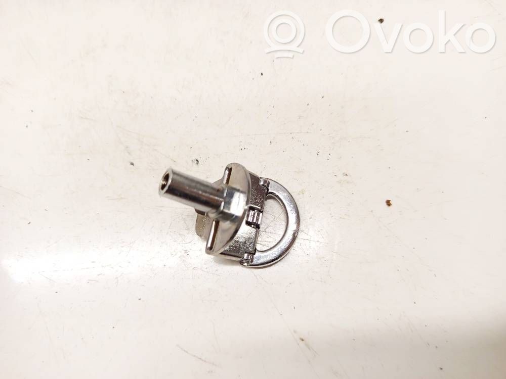 Volkswagen PASSAT B6 Alte piese de interior 