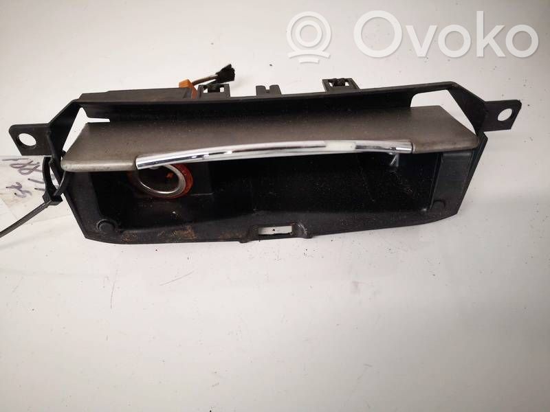 Ford Mondeo MK IV Posacenere auto 