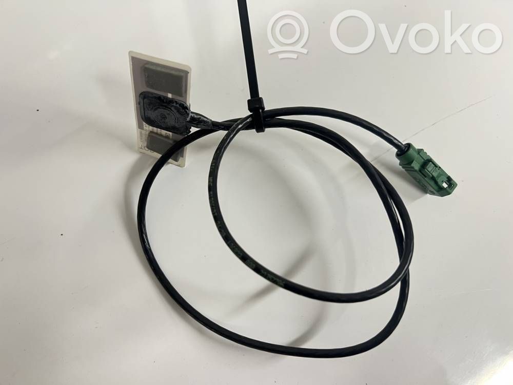 Tesla Model S Antenna GPS 