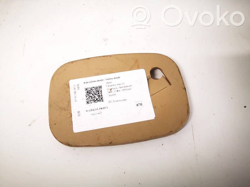 BMW 5 E60 E61 Kita salono detalė 