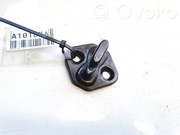 KIA Cerato Rear door lock loop/hook striker 