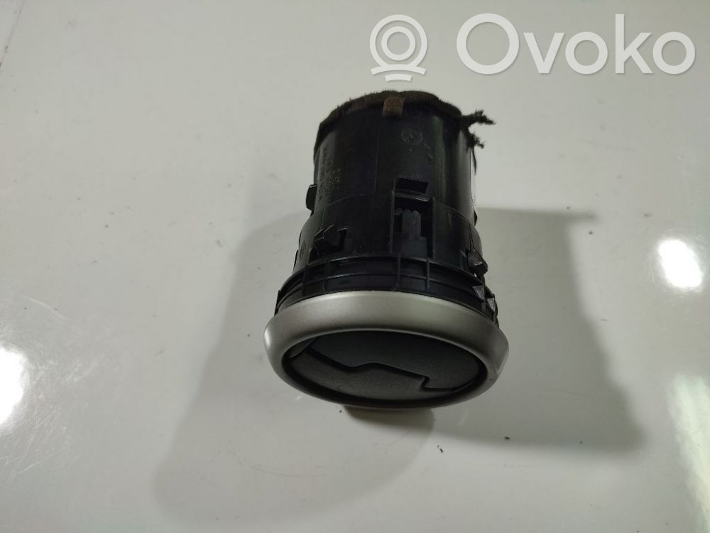 Nissan Qashqai Grilă ventilație centrală 