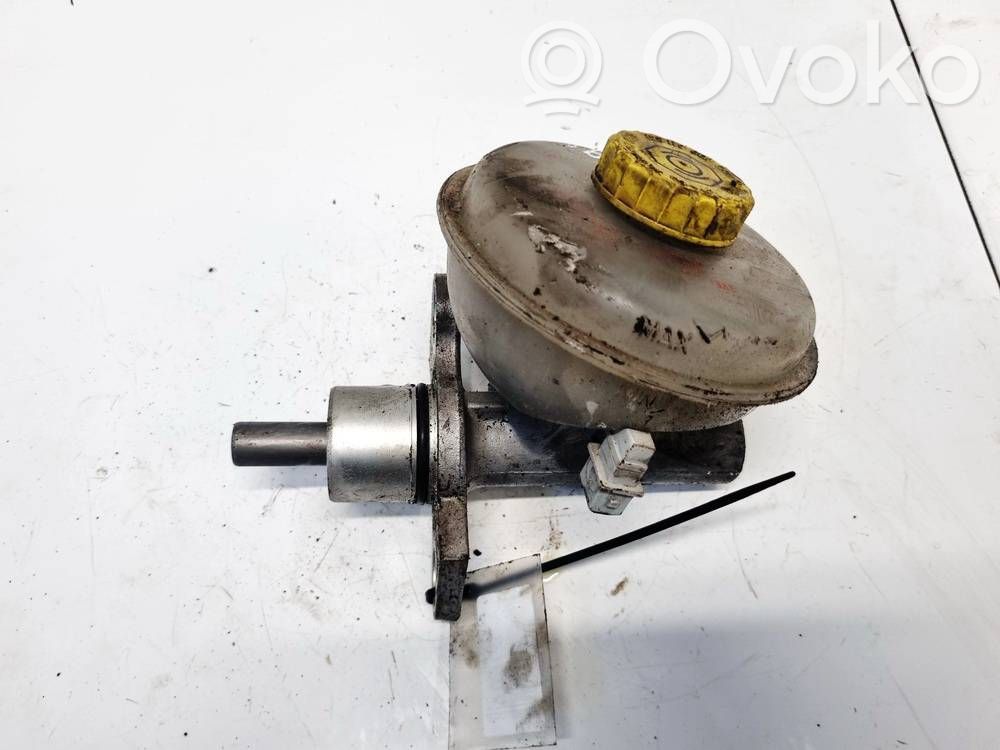 Jarrunestesäiliö   4D0611351,4D0611351