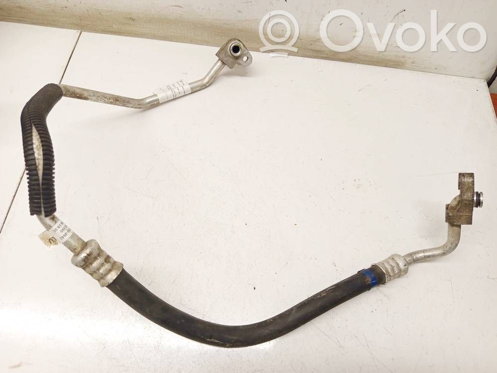 Toyota Avensis T270 Conductă/furtun aer condiționat (A/C) 