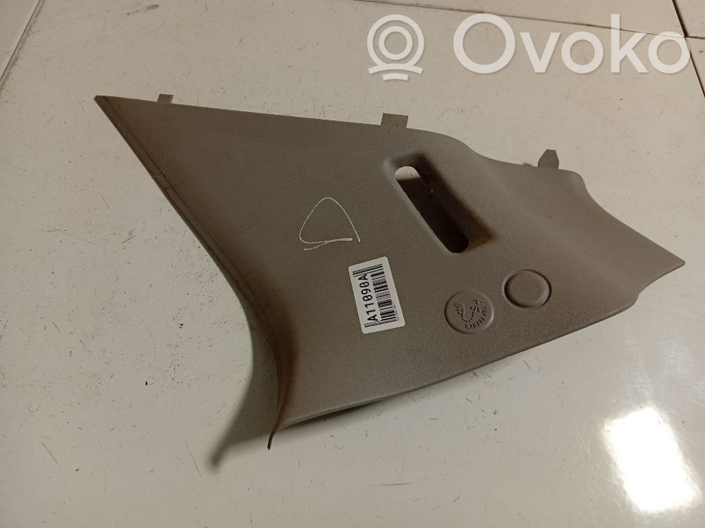 Opel Corsa D Altra parte interiore 