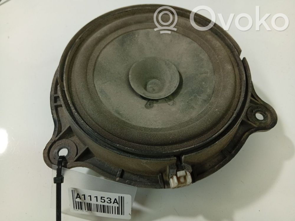 Nissan Tiida C11 Głośnik drzwi przednich 