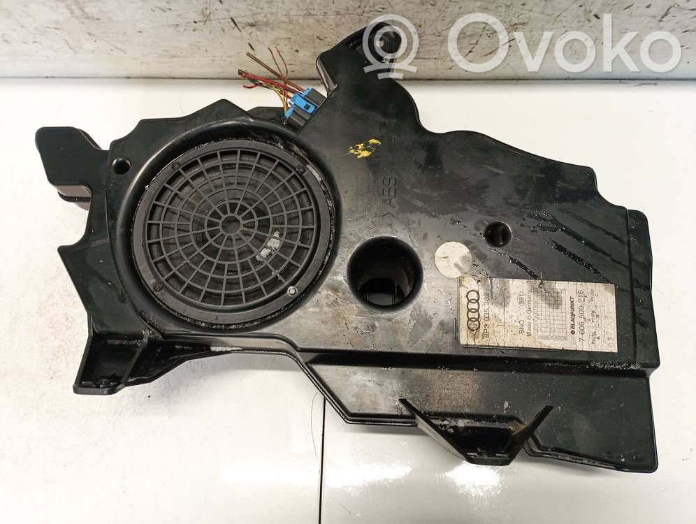 Audi A3 S3 8P Subwoofer 