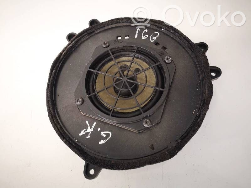 Audi A3 S3 8L Etuoven kaiutin 