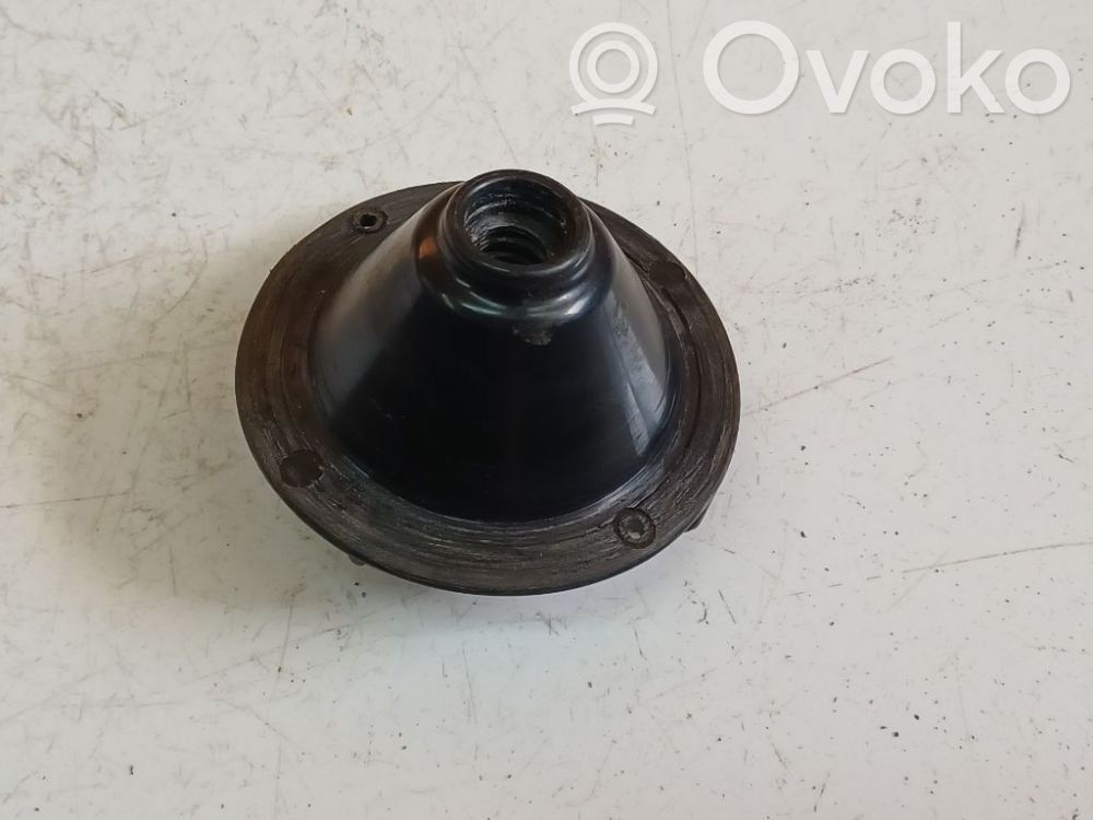 Tornillo de la rueda de repuesto   90126755,90126755,90126755