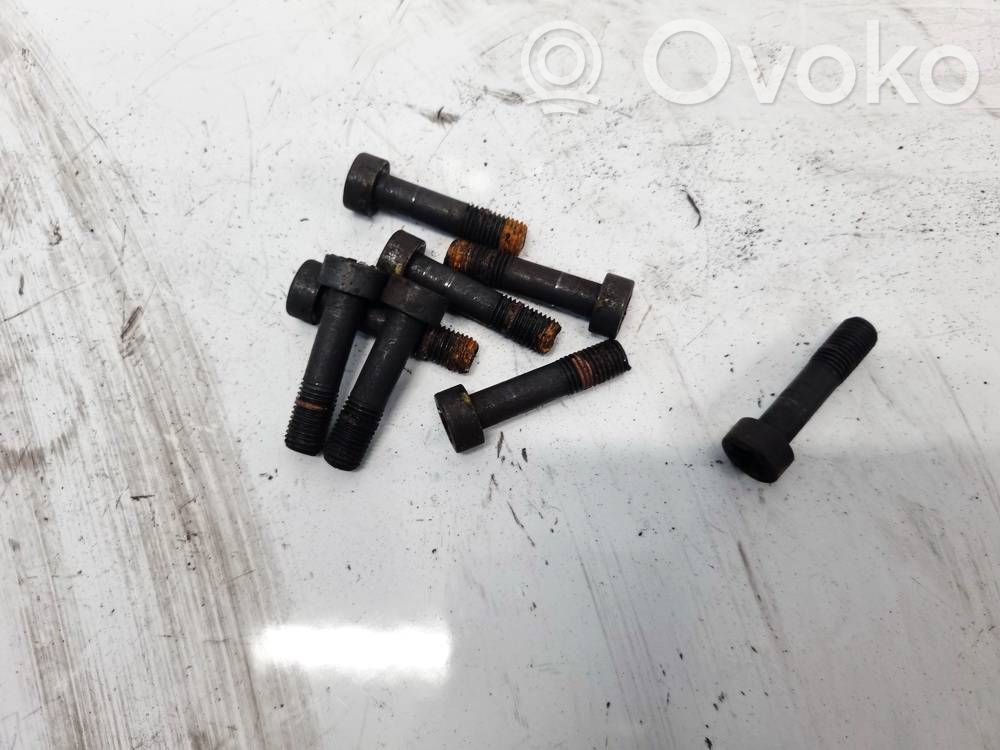 Tuercas/tornillos