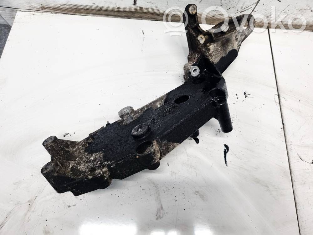 Engine mounting bracket   9497106,9497106