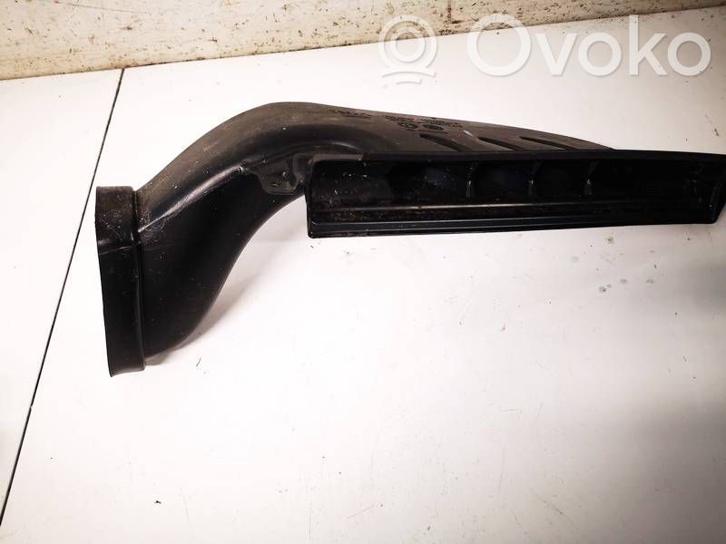 Tesla Model 3 Kanał powietrzny kabiny 