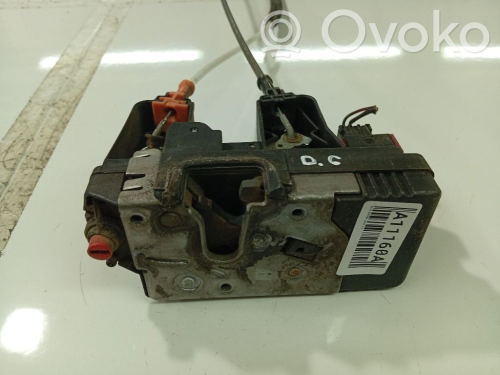 Opel Zafira A Încuietoare ușă spate 