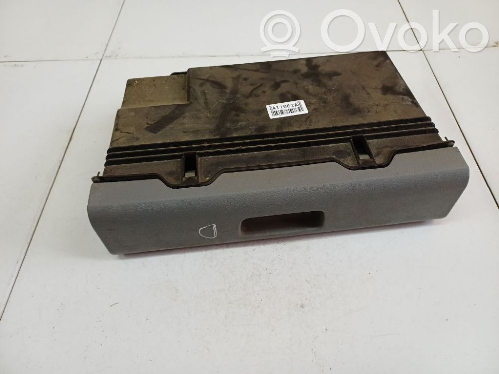 Guantera   1T0881580A,1T0881580A,1T0881580A