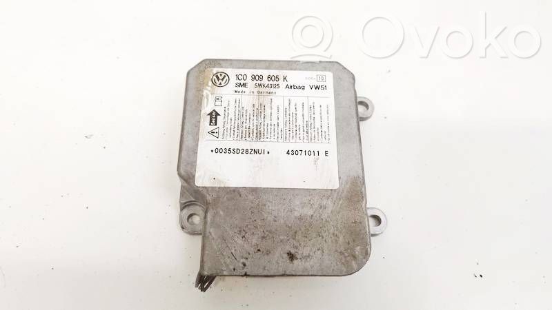 Skoda Praktik (5J8) Unitate/modul de comandă airbaguri