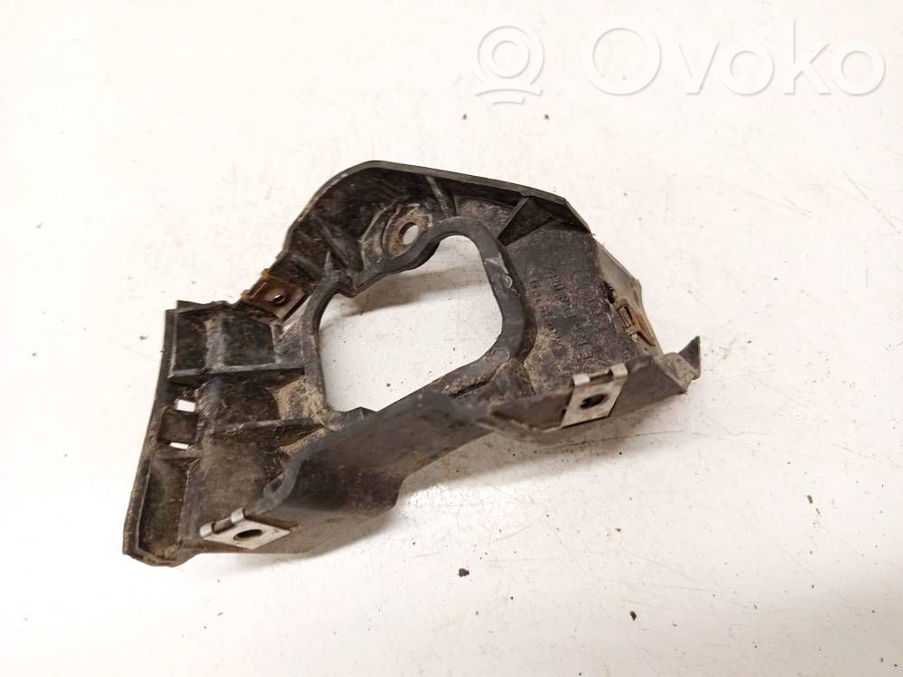 Audi A6 S6 C5 4B Supporto di montaggio del parafango 