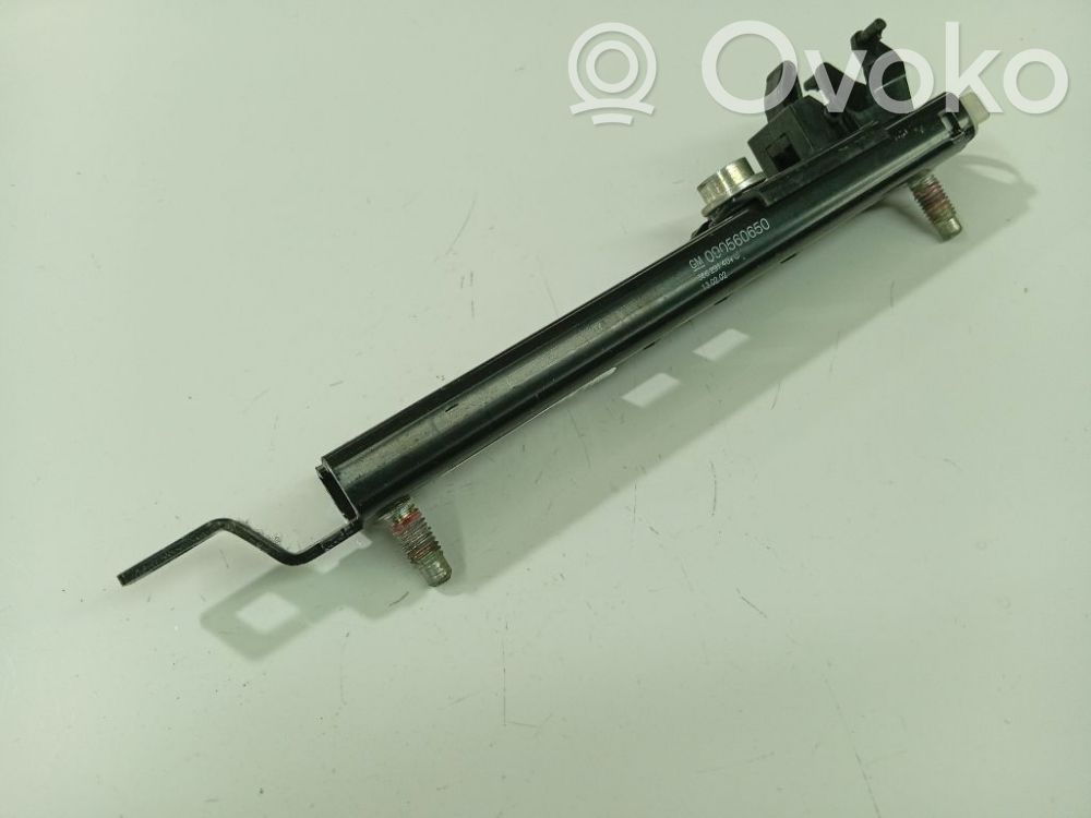 Sicherheitsgurt-Einstellschiene   GM090560650,566291404,GM090560650