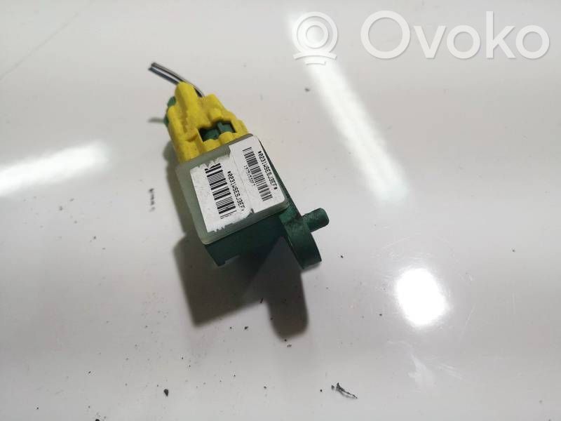 Volkswagen PASSAT B6 Senzor impact/declanșare airbag