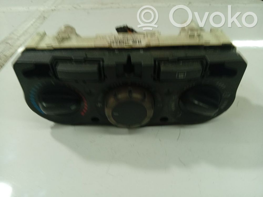 Opel Corsa D Panel klimatyzacji 
