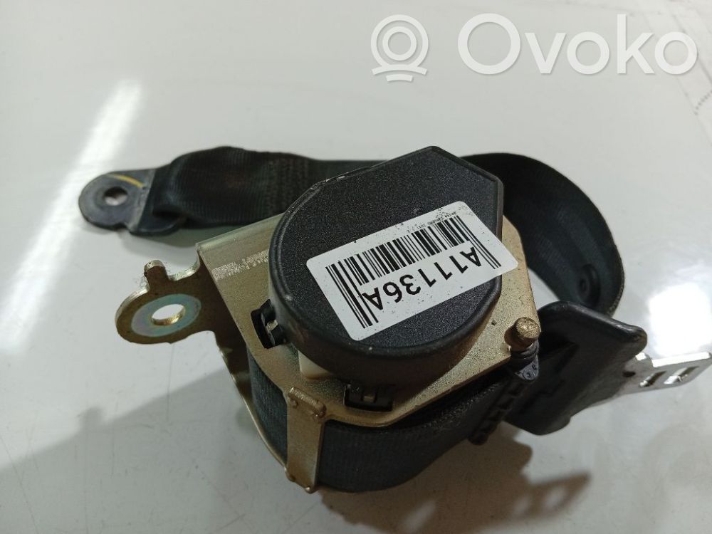 Dacia Sandero Takaistuimen turvavyö 