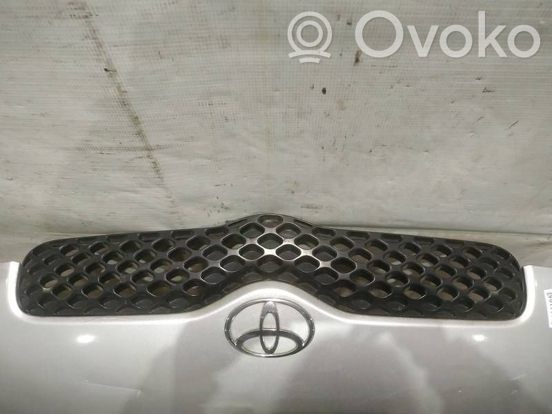 Grille de calandre avant