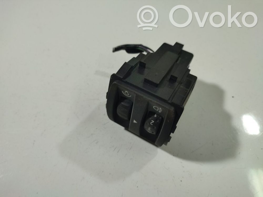 Renault Scenic II - Grand scenic II Interruttore di regolazione livello altezza dei fari