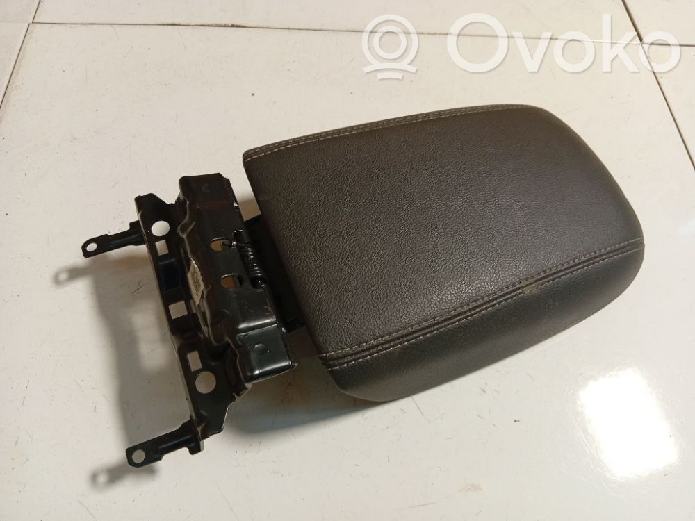Ford C-MAX II Reposabrazos 