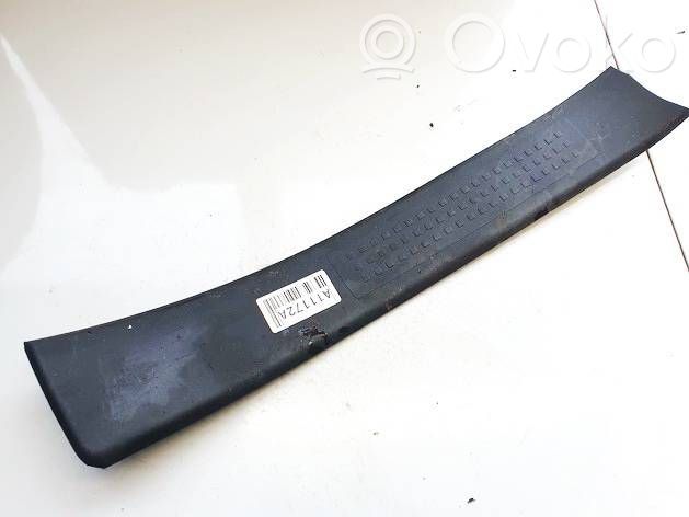 Audi A4 S4 B6 8E 8H Capac prag spate 