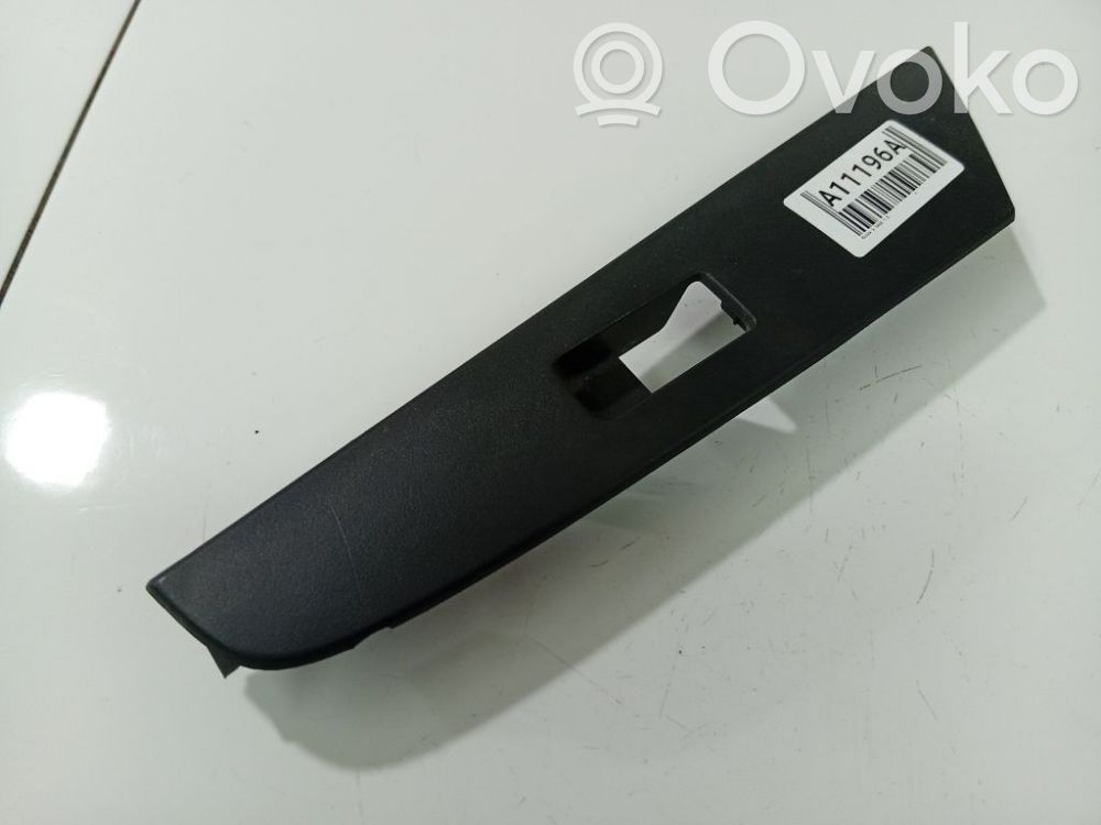 Mazda 3 I Front door window switch trim 