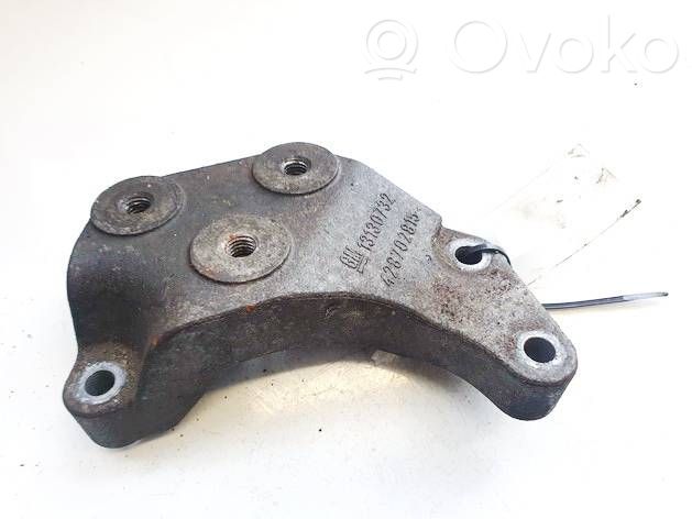 Opel Corsa D Engine mounting bracket 