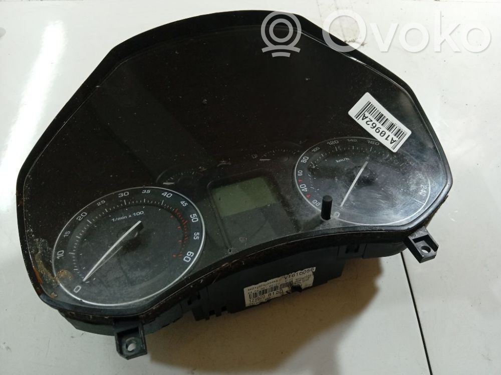 Licznik / Prędkościomierz   SKZ7Z0F3763483,1Z0920812D,HWA0202,HWF7215,SKZ7Z0F3763483,SW090000,V1610056