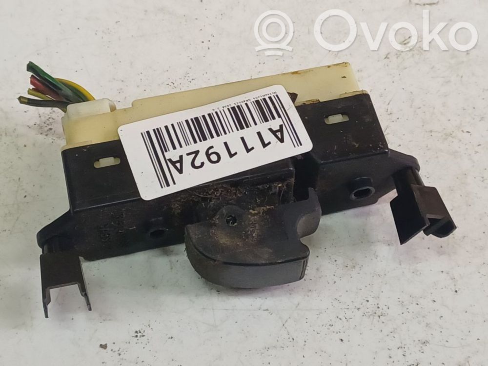 Mitsubishi Grandis Comutator comandă geamuri electrice 