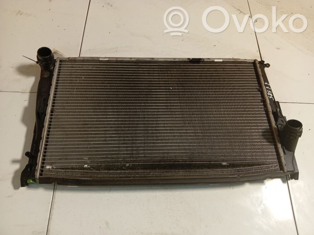 BMW 3 E90 E91 Coolant radiator 