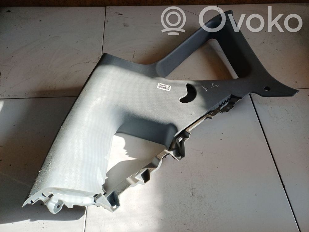 Capac stâlp (D) (inferior)   858511H600,858511H600,858511H600