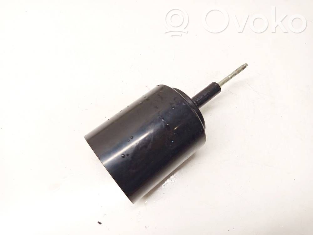 Ford Focus Tornillo de la rueda de repuesto 