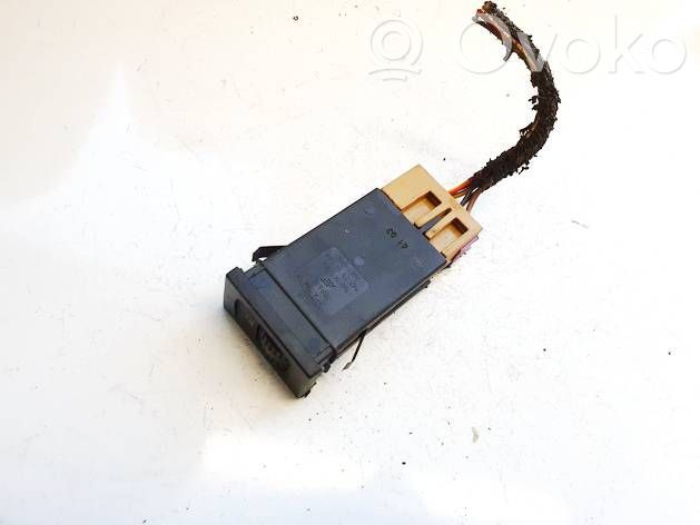 Volkswagen PASSAT B5 Interruttore riscaldamento sedile