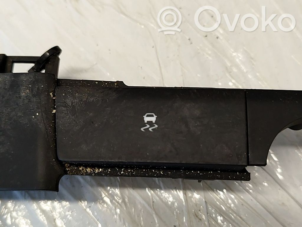 Opel Insignia A Przycisk kontroli trakcji ASR