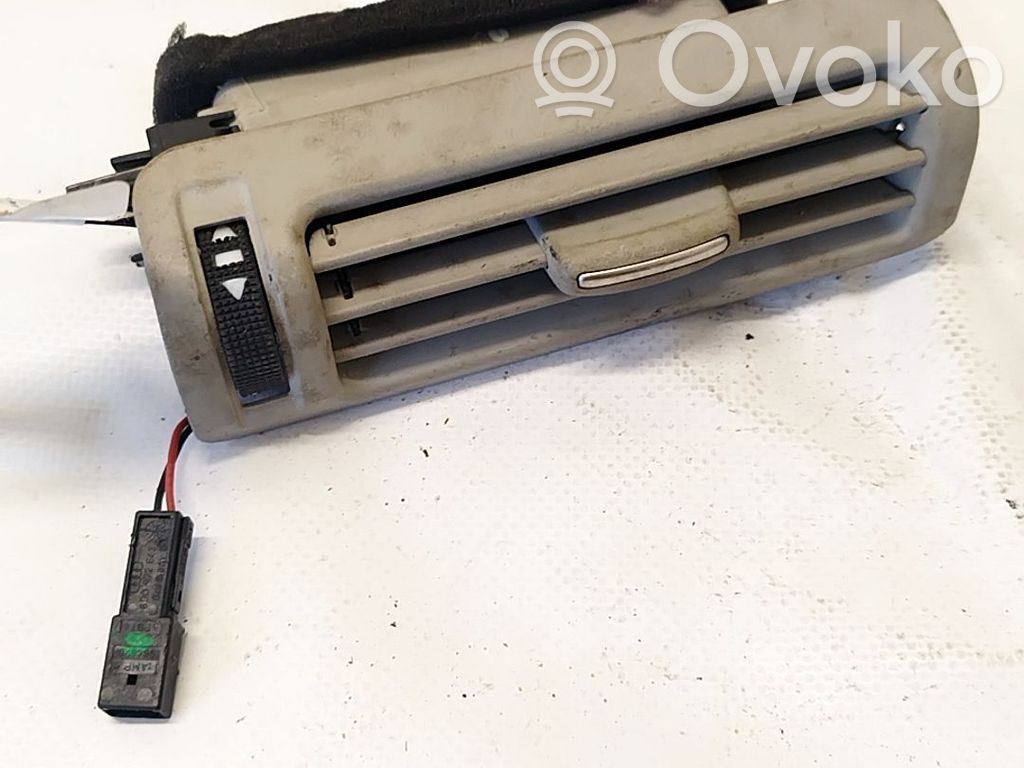 Audi A6 S6 C6 4F Rejilla de ventilación central del panel 