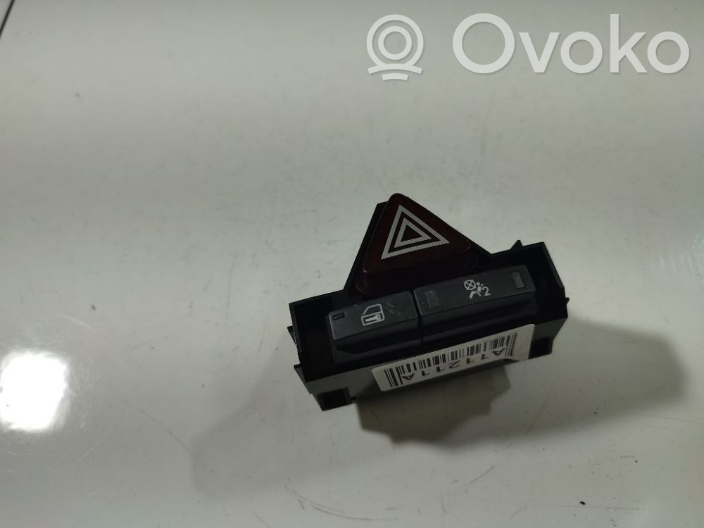 Botón interruptor de luz de peligro   13189529,13189529,34677833