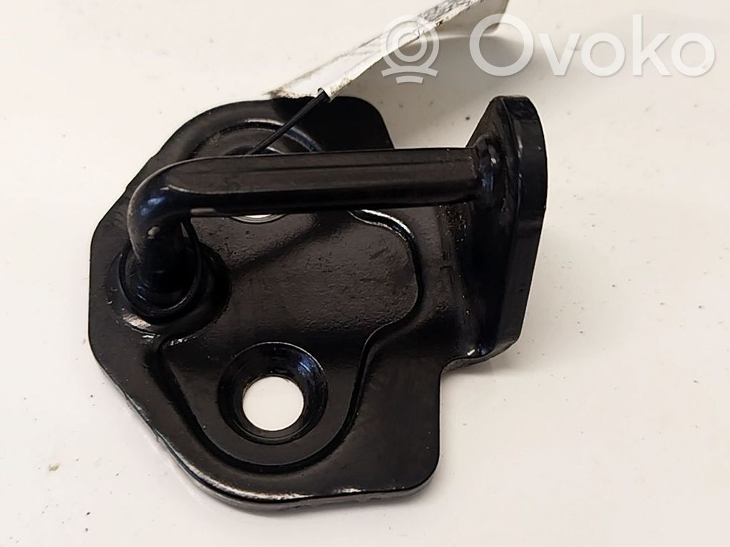 Land Rover Range Rover Sport L320 Rygiel zamka drzwi przednich 