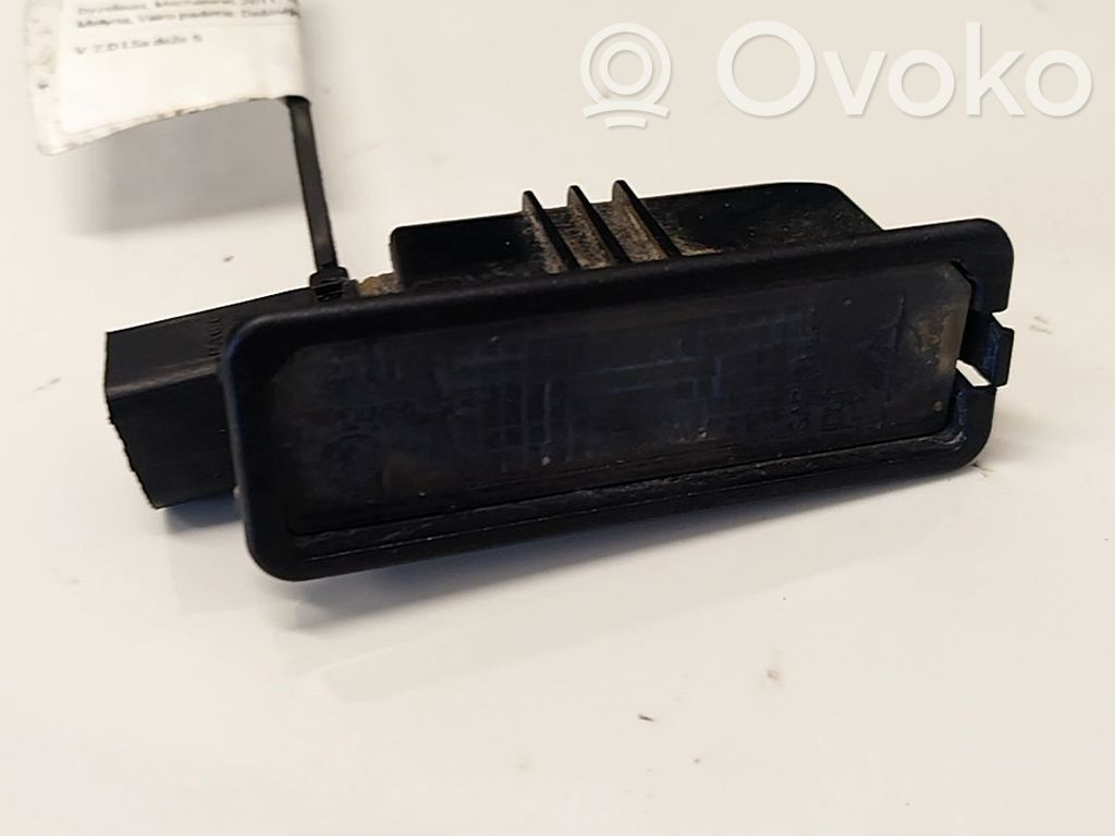 Volkswagen Golf VI Luce targa