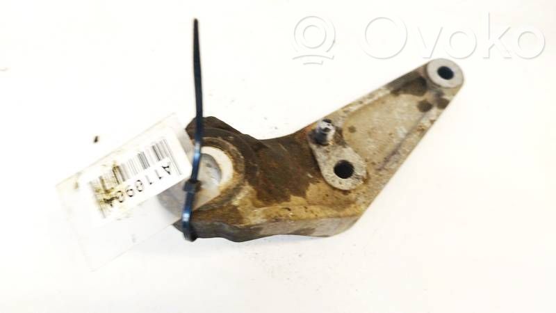 Opel Corsa D Engine mounting bracket 