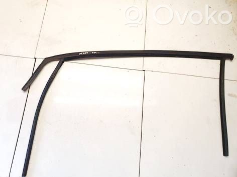 Ford Kuga I Uszczelka drzwi 