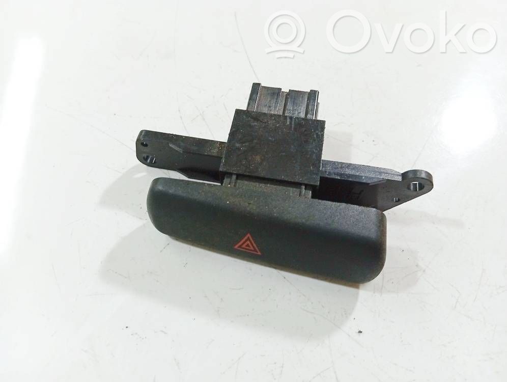 Botón interruptor de luz de peligro   MR114083,MR114083,MR114083