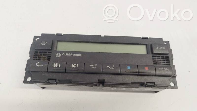 Volkswagen PASSAT B5.5 Unitate control climatizare 